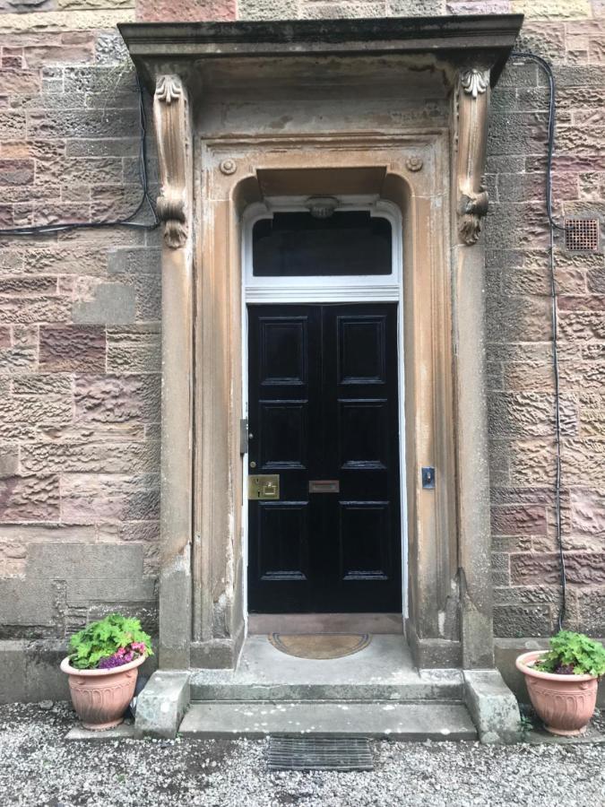 Grand Top Floor Apartment In The Royal Bank House Maybole Exterior photo
